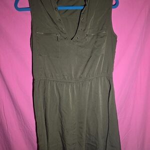 Olive Green Sleeveless V-Neck Dress